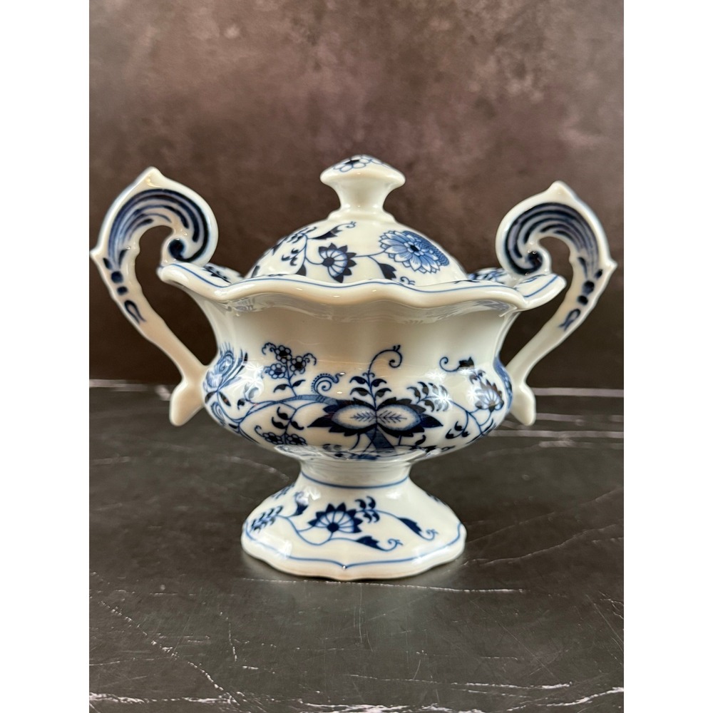 VTG Blue Danube Blue Onion Lidded Sauce Mayonnaise Bowl Tureen 5.5in